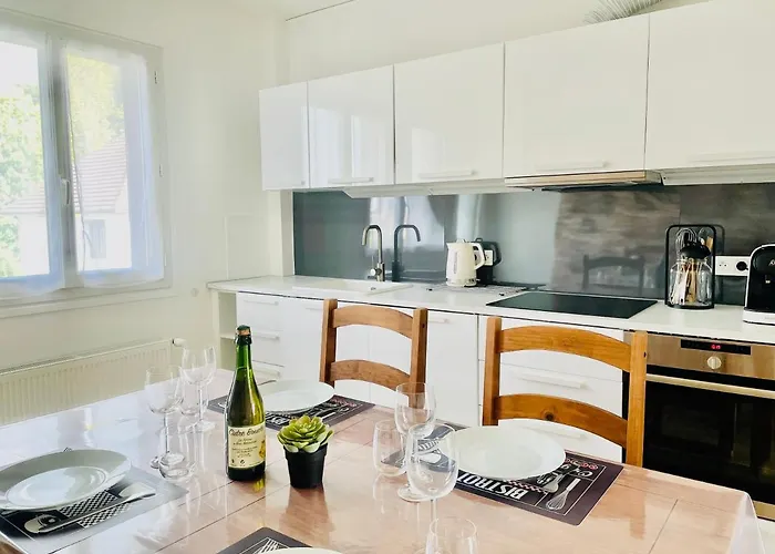 Le Bel Herminier - Calme, Accès Jardin, Proche Centre-ville * Louviers